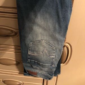 Light wash jeans from Vanity